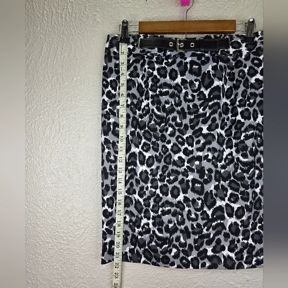 Michael Kors Womens Leopard‎ Animal Print Lined Pencil Skirt Buckle Slit Size 8